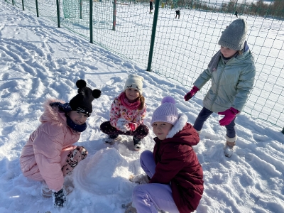 Dzieci lubią zimę…
