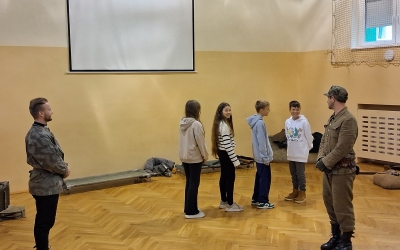 POKAZ HISTORYCZNY Z POWSTANIA WARSZAWSKIEGO