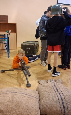 POKAZ HISTORYCZNY Z POWSTANIA WARSZAWSKIEGO