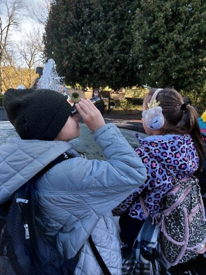 Niezwykła podróż w czasie - Odkrywanie Zamku Czocha z klasami 4a i 4c